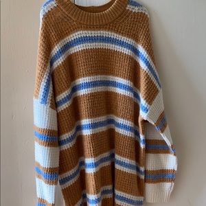 American eagle oversized sweater: WORN ONCE!